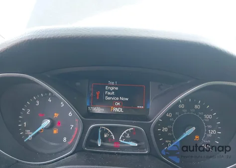 2016 Ford Focus S z USA, uszkodzony, nr VIN 1FADP3E23GL228842